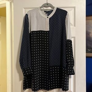 Black and blue color blocked long sleeve tunic